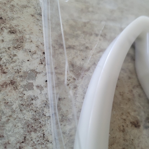 💋Pink Lips Neon Sign - Picture 10 of 12